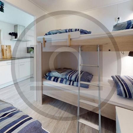 Stunning Ship In Aalsmeer With Kitchen Exterior foto